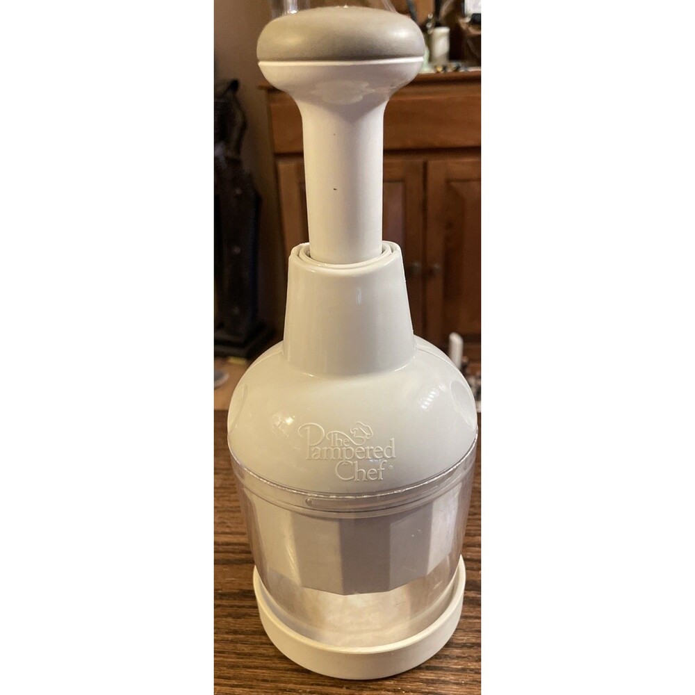 Pampered Chef Food Chopper, Manual Push Function, White, #2585